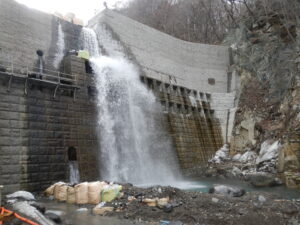 砂防堰堤補強アンカー工法